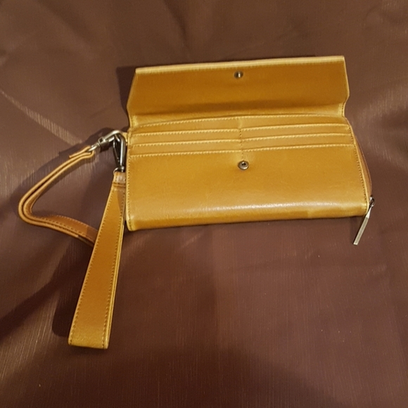 Matt & Nat - Picture 3 of 3